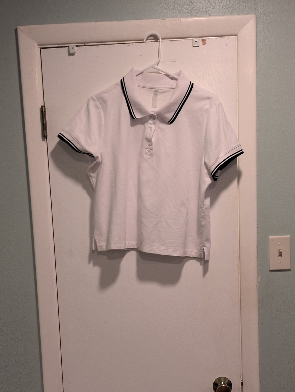 Beyond Yoga White Polo with Black Stripe Trim